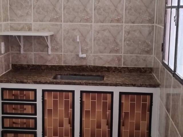 Casa para Locação em Ribeirão das Neves - 4