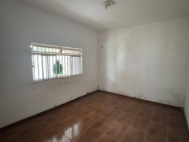 Casa para Venda em Ribeirão das Neves - 5