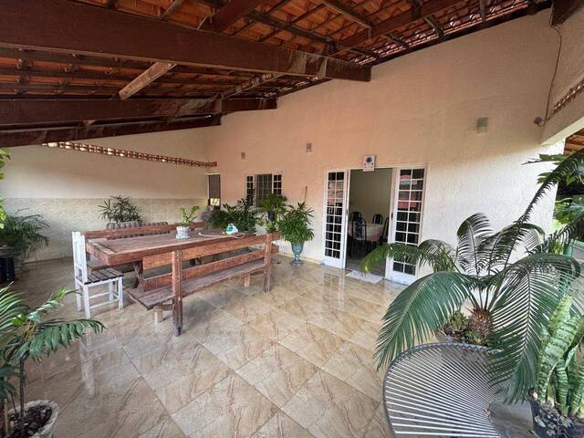 Casa para Venda em Ribeirão das Neves - 3