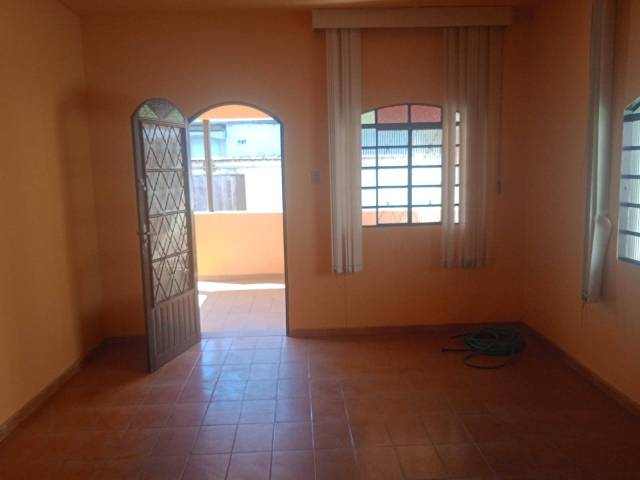 Casa para Venda em Belo Horizonte - 4