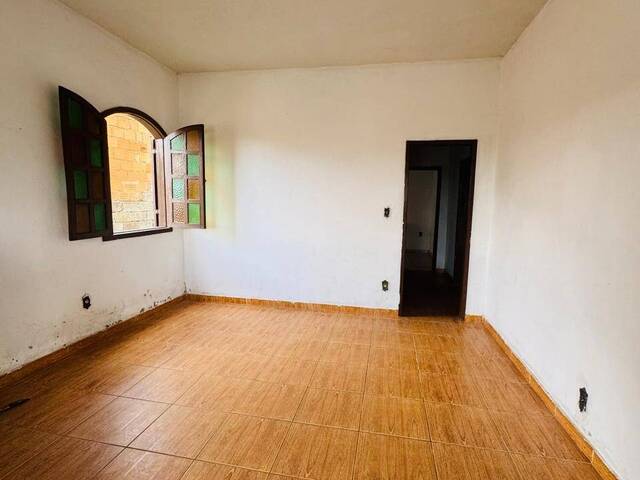 Casa para Venda em Ribeirão das Neves - 3