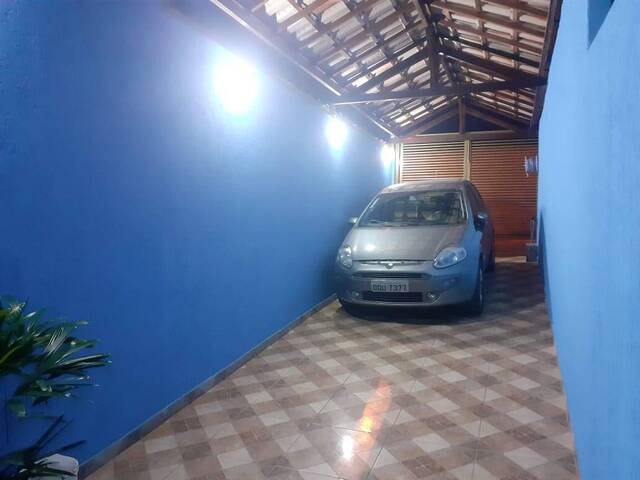 Casa para Venda em Contagem - 2