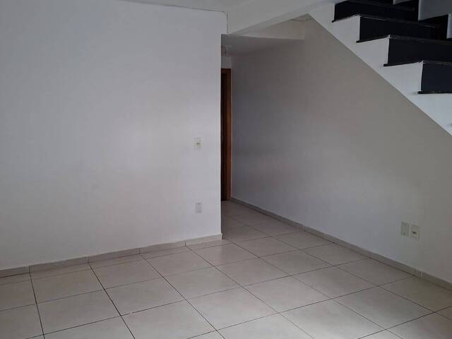 Casa para Venda em Contagem - 5