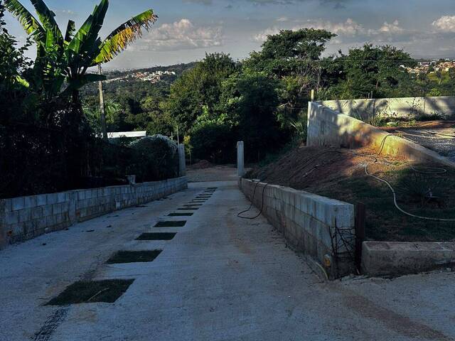 Área para Venda em Ribeirão das Neves - 2