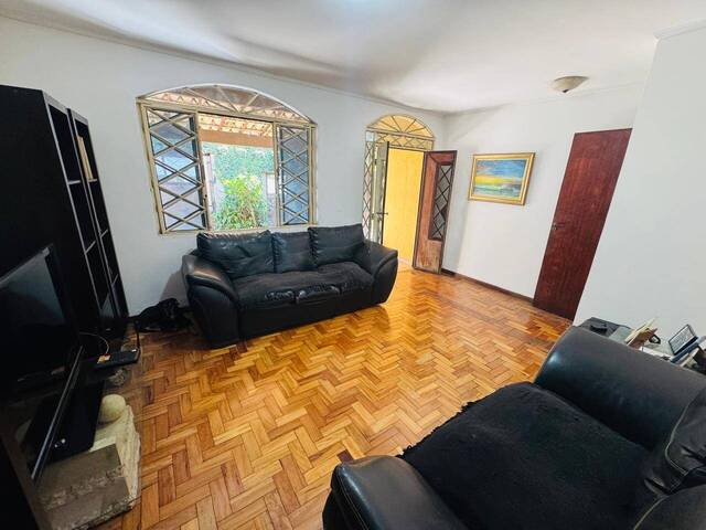Casa para Venda em Belo Horizonte - 3