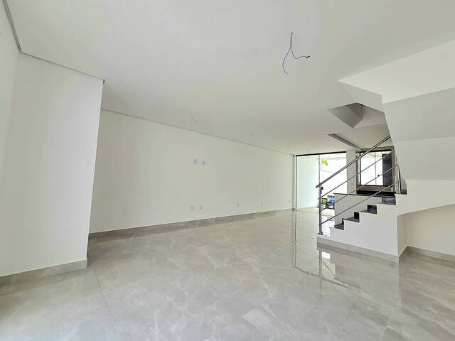 Casa para Venda em Belo Horizonte - 4