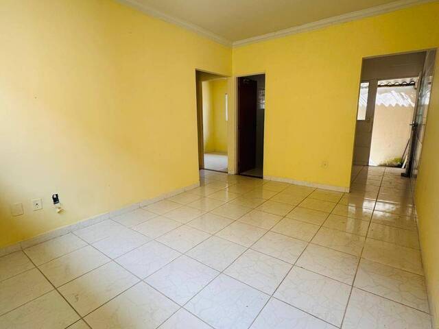 #486 - Casa para Venda em Esmeraldas - MG