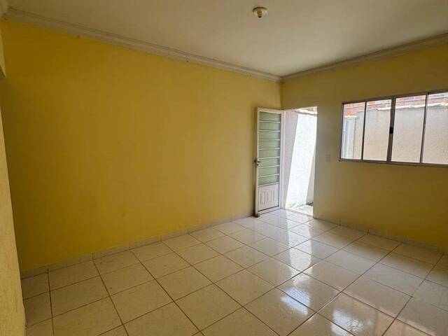#486 - Casa para Venda em Esmeraldas - MG