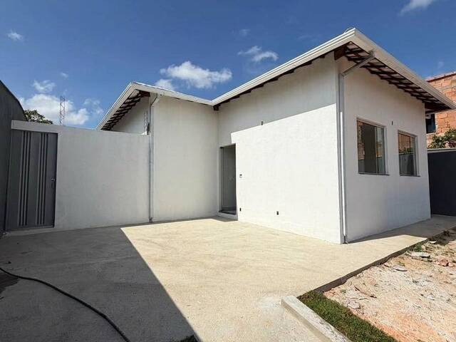 #501 - Casa para Venda em Vespasiano - MG