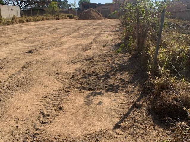 Área para Venda em Esmeraldas - 2