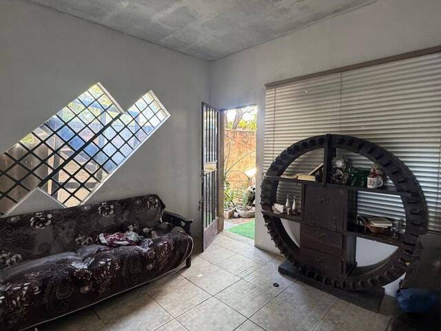 Casa para Venda em Ribeirão das Neves - 2