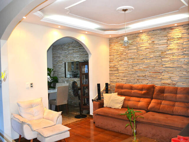 Casa para Venda em Belo Horizonte - 2