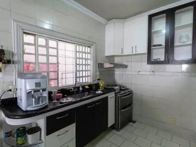 Casa para Venda em Belo Horizonte - 5